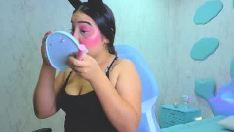 Mia Cuttee online show from November 2025 03:17:02 AM