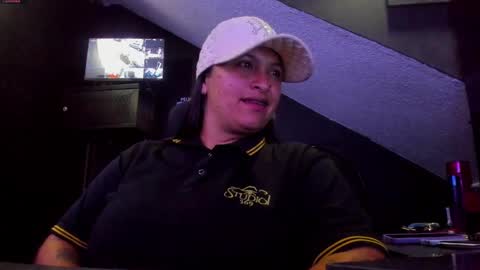 Mia daniela  online show from September 2025 10:55:01 PM