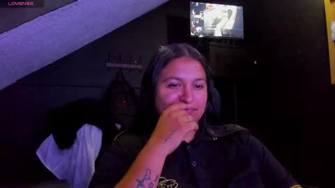 Mia daniela  online show from October 2025 11:27:02 PM