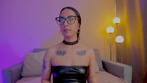 Sarah Luna online show from March 2026 07:42:01 PM