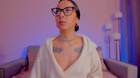 Sarah Luna online show from March 2026 11:36:01 AM
