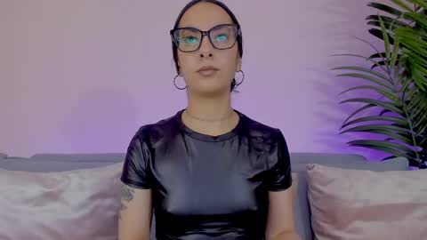 Sarah Luna online show from May 2026 07:54:02 PM