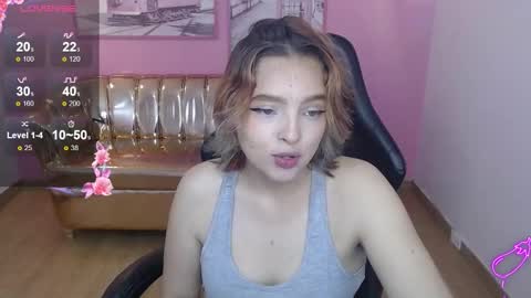 Mia online show from November 2025 12:59:01 PM