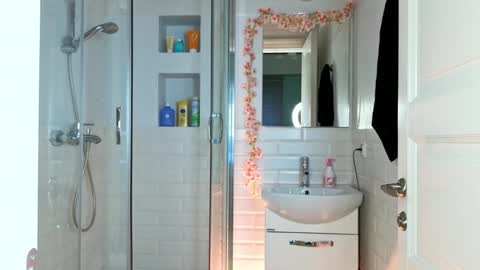 Snapshot of mia_g_ chatting on January 2025 09:02:02 AM Mia online show from January 2025 09:02:02 AM