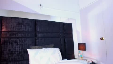 MIA online show from February 2025 12:53:02 AM