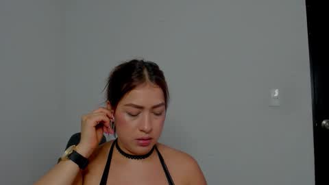 MIA online show from November 2025 10:42:02 PM