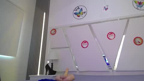 mia_garcia28 online show from December 2025 04:12:02 PM