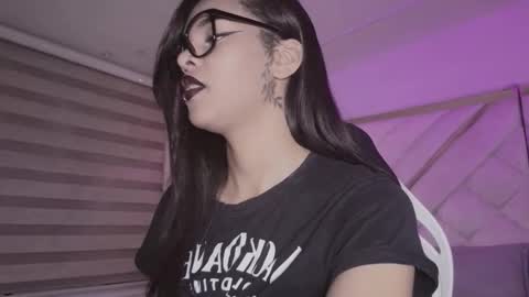 Snapshot of mia_gatesvg chatting on February 2026 03:00:02 AM Mia online show from February 2026 03:00:02 AM