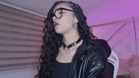 Snapshot of mia_gatesvg chatting on February 2026 03:02:01 AM Mia online show from February 2026 03:02:01 AM