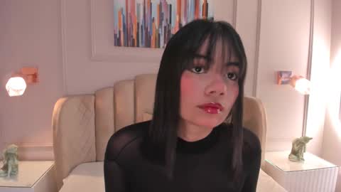 Snapshot of mia_kisses2 chatting on November 2025 02:33:02 AM Mia online show from November 2025 02:33:02 AM