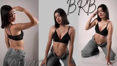 Snapshot of mia_kisses2 chatting on November 2025 02:36:01 AM Mia online show from November 2025 02:36:01 AM