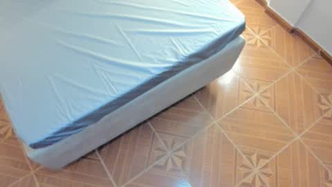 Snapshot of mia_kisses2 chatting on February 2026 02:32:01 AM Mia online show from February 2026 02:32:01 AM