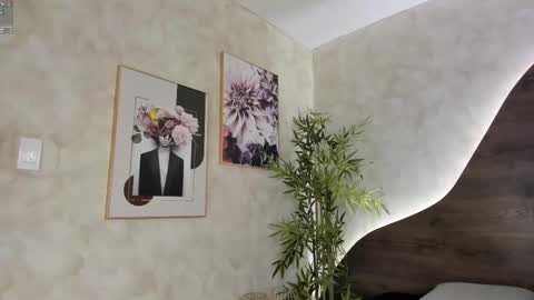 mia_lacy online show from October 2025 07:47:01 PM