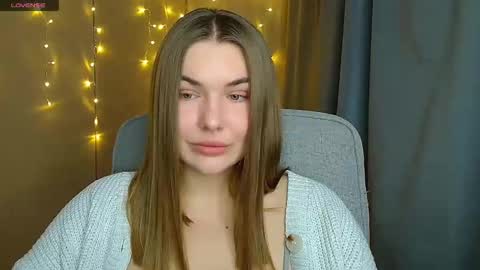 mia_lemm online show from November 2025 07:18:01 AM