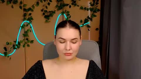 mia_lemm online show from May 2026 06:30:02 AM