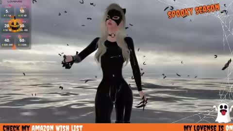 Mia online show from October 2025 06:37:01 PM