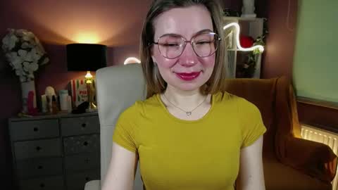 Mia online show from February 2025 08:06:01 AM