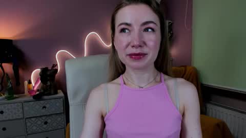 Mia online show from September 2025 06:35:02 AM