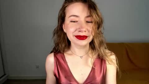 Snapshot of mia_luxx92 chatting on May 2026 01:29:01 PM Mia online show from May 2026 01:29:01 PM