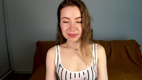 Snapshot of mia_luxx92 chatting on June 2026 06:28:01 AM Mia online show from June 2026 06:28:01 AM
