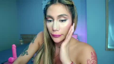 Snapshot of mia_mattel chatting on June 2026 06:28:02 PM 333 online show from June 2026 06:28:02 PM