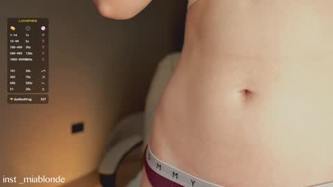 mia_milagros online show from December 2024 12:33:02 AM