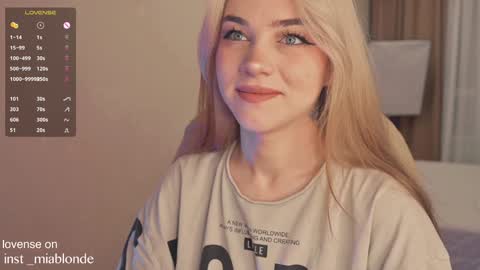 mia_milagros online show from January 2025 03:09:02 AM