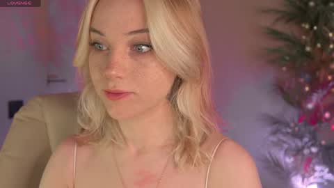 Snapshot of mia_milagros chatting on April 2026 12:14:02 AM mia_milagros online show from April 2026 12:14:02 AM