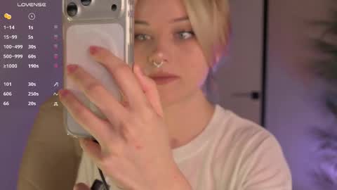 Snapshot of mia_milagros chatting on May 2026 04:24:01 PM mia_milagros online show from May 2026 04:24:01 PM