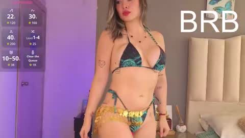 Mia Monroe online show from January 2026 07:04:02 PM