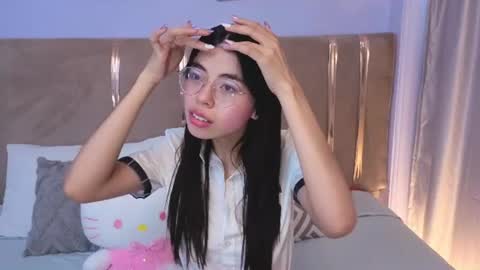 Mia online show from July 2026 11:58:02 AM