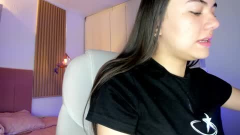 Snapshot of mia_nevaeh chatting on April 2026 06:05:01 PM Mia Nevaeh - follow me online show from April 2026 06:05:01 PM