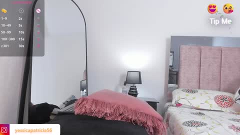 mia pearls online show from December 2024 01:17:01 PM