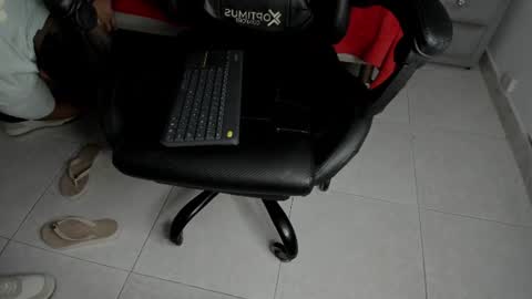 Snapshot of mia_petiteht chatting on June 2026 08:31:01 PM mia_petiteht online show from June 2026 08:31:01 PM