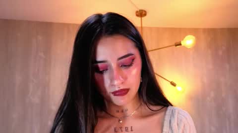 MIA online show from November 2025 01:39:01 AM