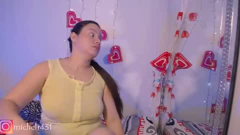 mia reys online show from February 2025 10:26:01 AM