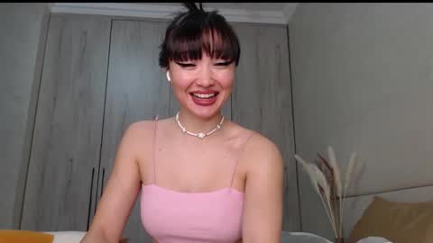 Snapshot of mia_rie chatting on June 2026 04:24:01 AM Mia Rie online show from June 2026 04:24:01 AM
