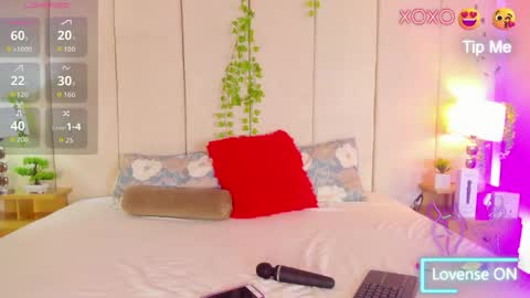 mia rousse25 online show from April 2026 02:47:02 AM