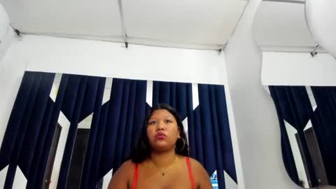 mia_roussex6 online show from August 2026 03:58:02 PM