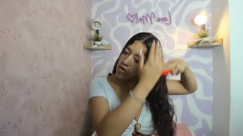 Mia . online show from April 2026 01:15:01 PM