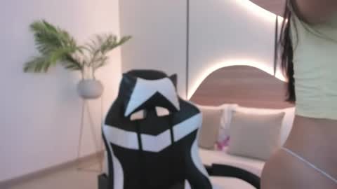M I A online show from June 2026 02:11:01 AM