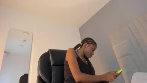 mia_smith_x online show from March 2025 10:53:01 PM