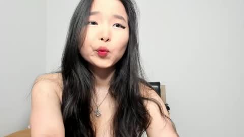  Your Soyun  online show from April 2026 01:42:02 PM