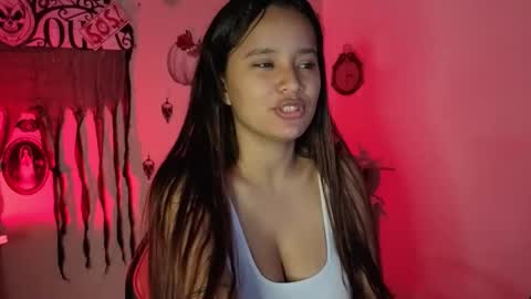 mia_sweetdc online show from October 2025 07:01:02 PM