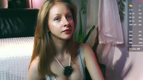 Snapshot of mia_vebes chatting on October 2025 03:24:02 PM Mia online show from October 2025 03:24:02 PM