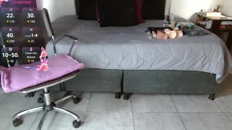 MIA  online show from September 2025 02:44:02 PM