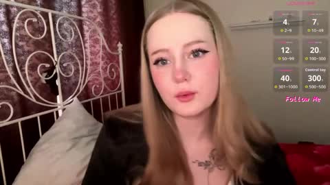 mia_wellis online show from April 2026 01:15:01 PM
