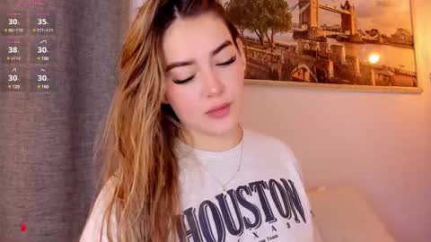 Mia White  online show from March 2025 12:30:02 PM