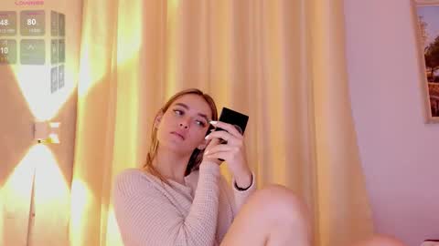 Mia White  online show from January 2026 12:55:01 PM