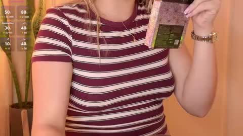 Mia White  online show from May 2026 01:31:01 PM